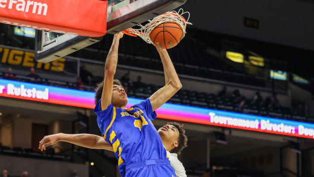 John Burroughs sophomore forward Sheek Pearson